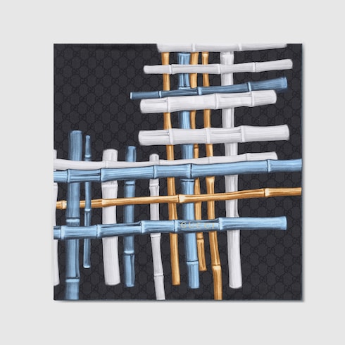 Carré en twill de soie imprimé