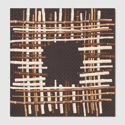 Pañuelo cuadrado de sarga de seda estampada