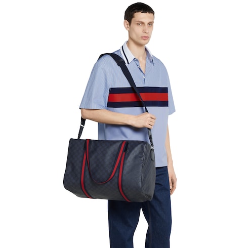 Mittelgroße Reisetasche mit Web