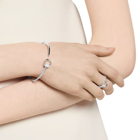 〔グッチ ホースビット〕18K ダイヤモンド カフブレスレット