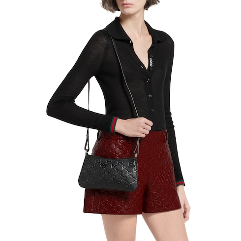 GG Emblem small shoulder bag