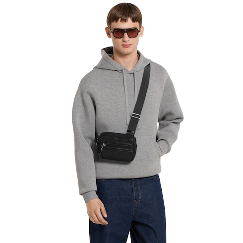 Gucci Edge mini slingbag
