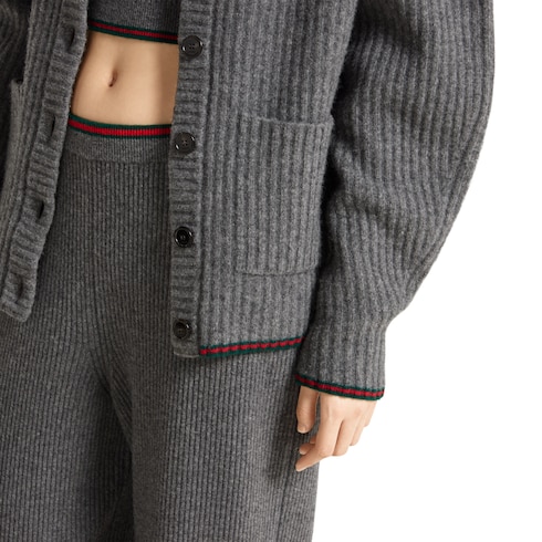 Cardigan in lana feltrata a coste con Web