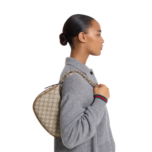 GG Emblem medium shoulder bag