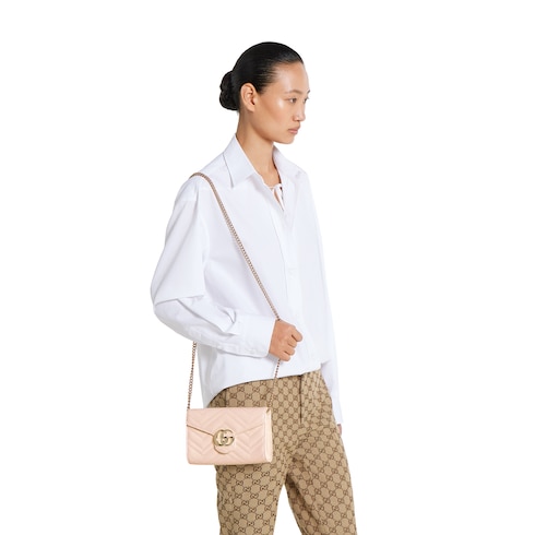 GG Marmont wallet on chain
