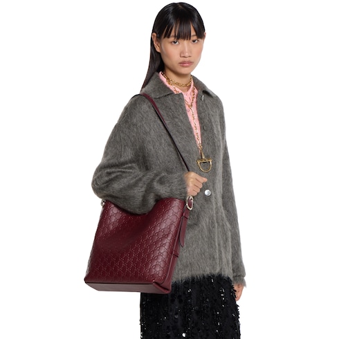 〔GGエンブレム〕ミディアム ショルダーバッグ