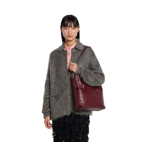 〔GGエンブレム〕ミディアム ショルダーバッグ