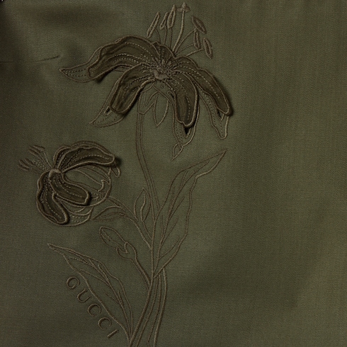 Haut en laine mohair avec broderie