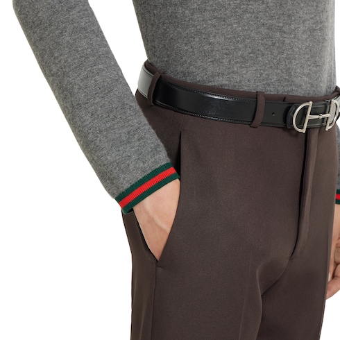 Maglione a collo alto in morbido cashmere fine 