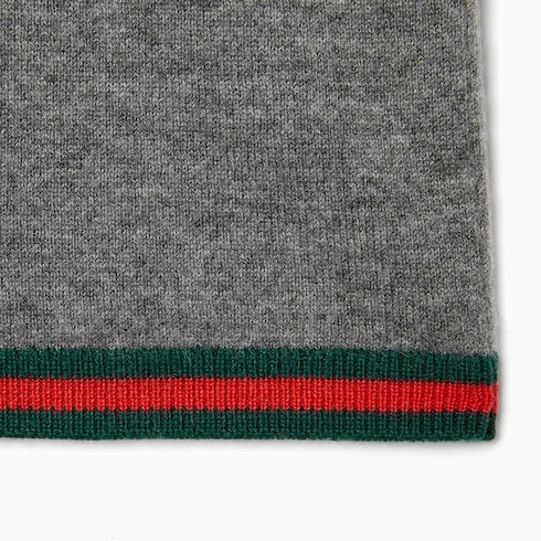 Maglione a collo alto in morbido cashmere fine 