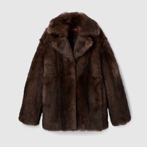 Caban en shearling à poils longs doux