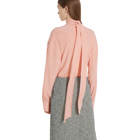 Bluse aus Crêpe de Chine mit Halsschleife