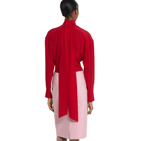 Bluse aus Crêpe de Chine mit Halsschleife