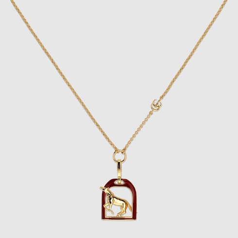 Collana con ciondolo pendente ispirato al cavallo