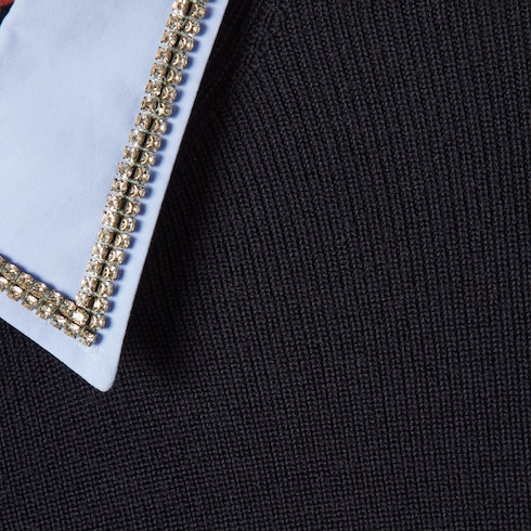 Pull en laine avec broderies