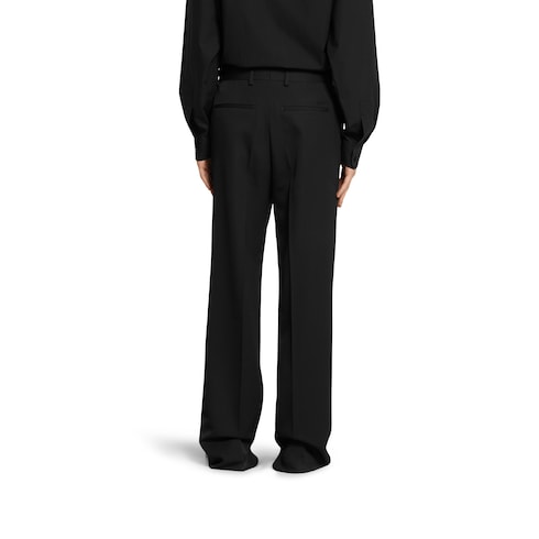 Hose aus Wollgabardine mit Stickerei