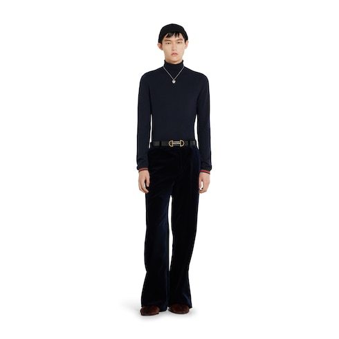 Jersey cuello vuelto de cashmere suave y fino 