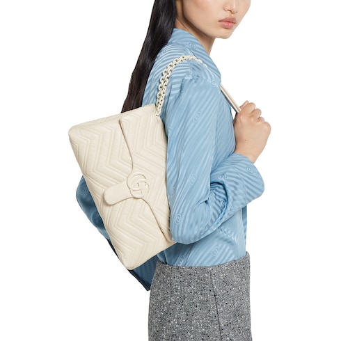 Bolso de hombro GG Marmont tamaño mediano