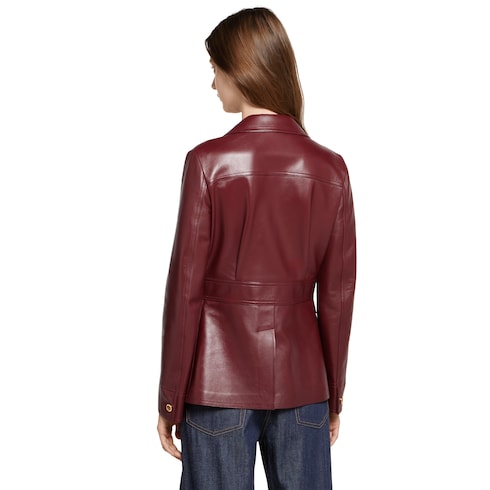 Chaqueta de piel con logotipo en relieve