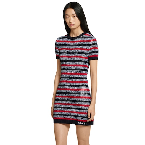 Robe en maille de coton fin à rayures