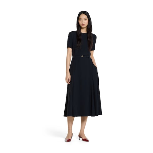 Kleid aus Satin mit Doppel G Gürtel