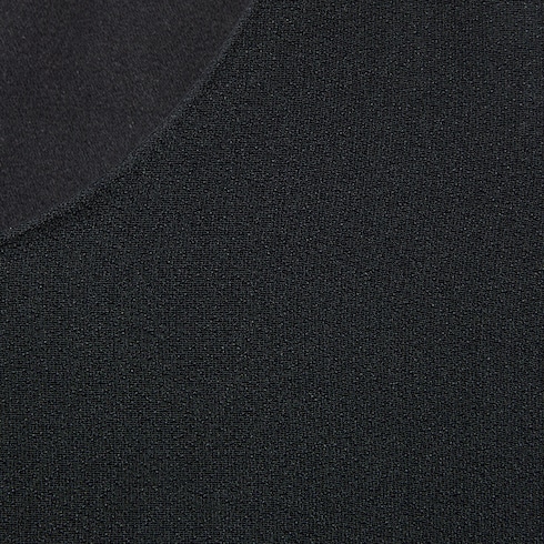 Kleid aus Satin mit Doppel G Gürtel