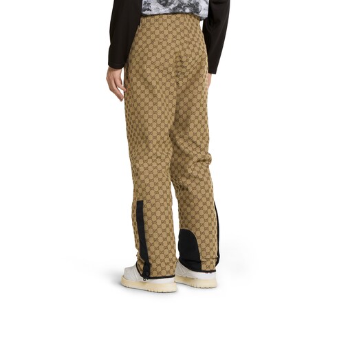 Peto de jacquard de tejido técnico con GG