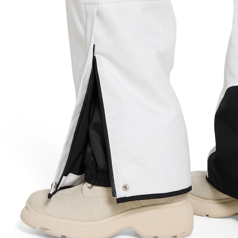 Pantalón de jacquard de tejido técnico con GG