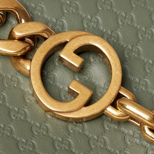 Medium shoulder bag with chain