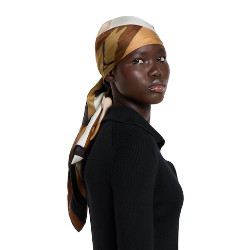 Carré en jacquard de soie à imprimé