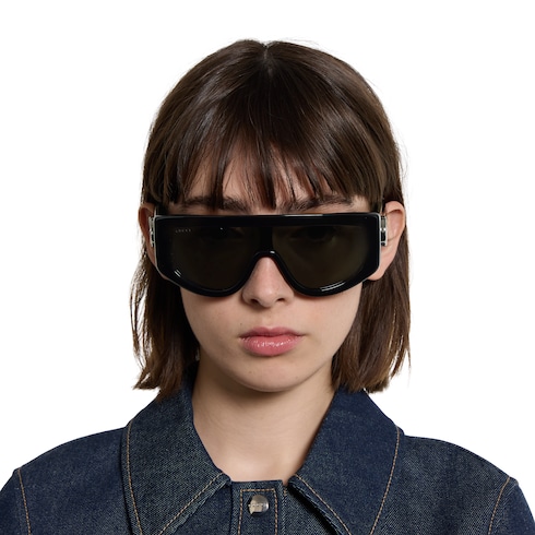 Rectangular frame sunglasses