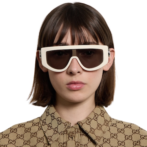 Rectangular frame sunglasses