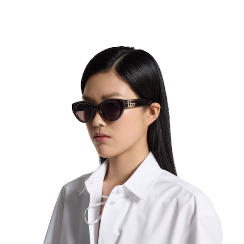 Low nose bridge fit sunglasses