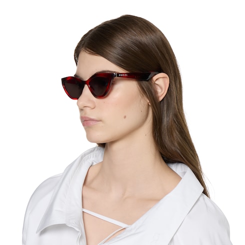 Cat eye sunglasses