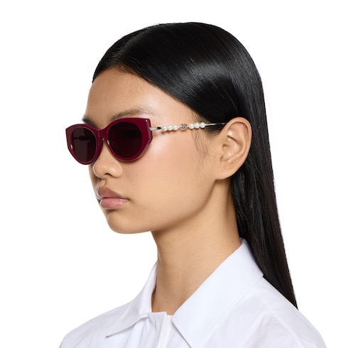 Low nose bridge fit sunglasses