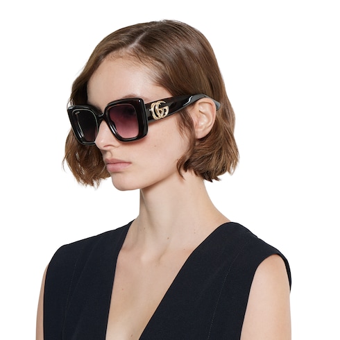 Gafas de sol con montura de mariposa