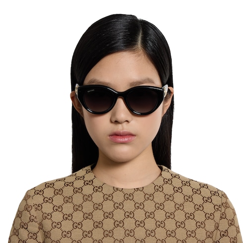Low nose bridge fit sunglasses