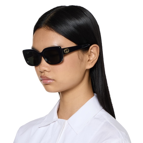 Low nose bridge fit sunglasses