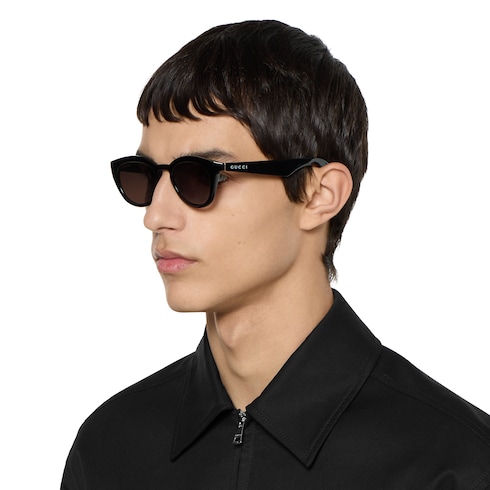 Gafas de sol con marco redondo