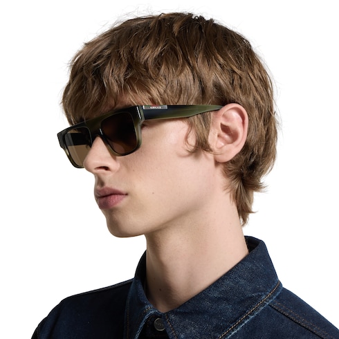 Gafas de sol con montura rectangular