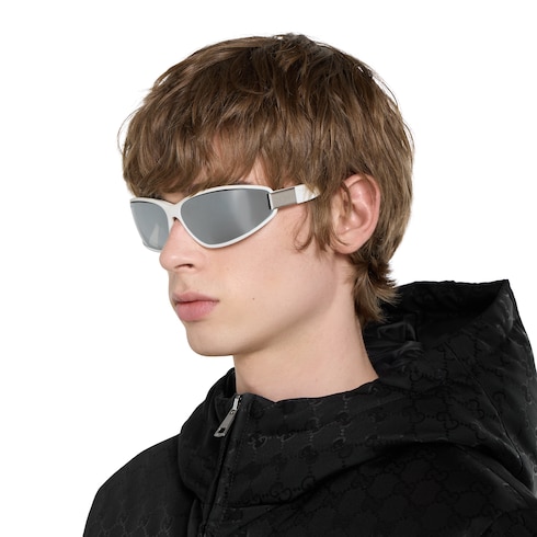Sonnenbrille mit rechteckigem Rahmen
