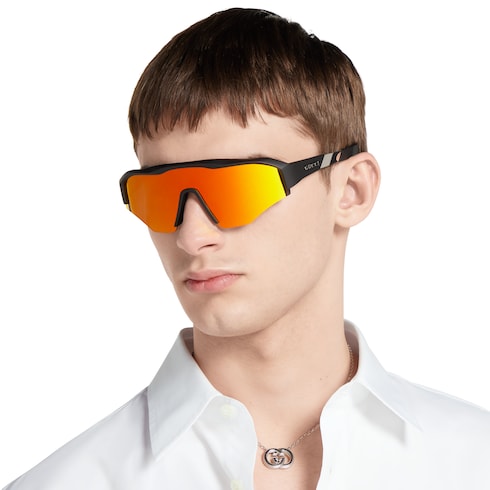 Mask-shaped sunglasses