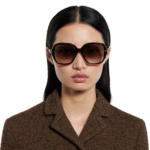 Lunettes de soleil à monture adaptée