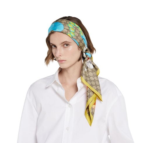 Pañuelo cuadrado seda motivo proyecto 90 x 90