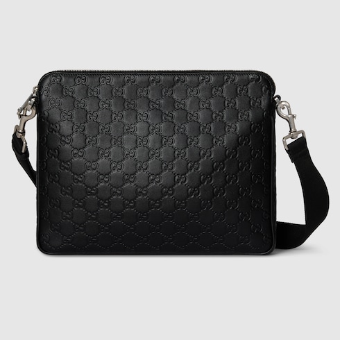 GG Emblem medium crossbody bag