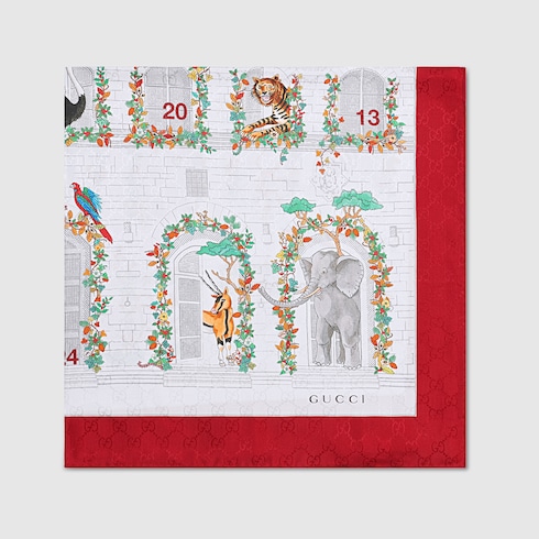 Carré en twill de soie imprimé