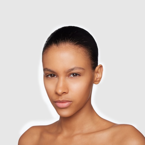 47, Gucci Glow Skin Tint