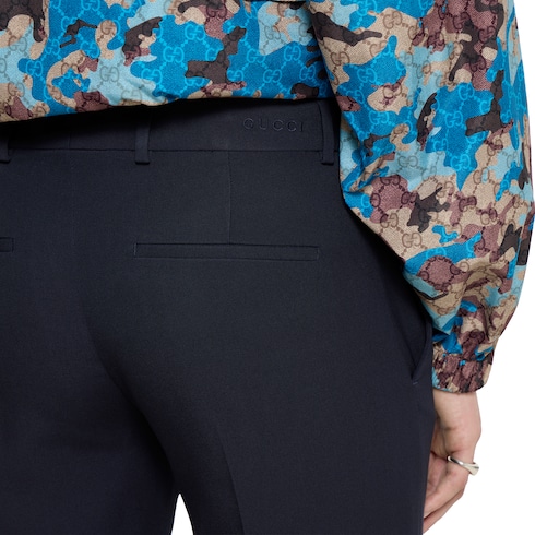 Pantalon en gabardine de laine avec broderie