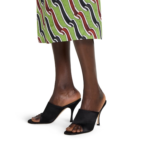 Women's slide sandal