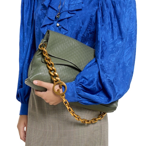 Große Schultertasche mit Kette